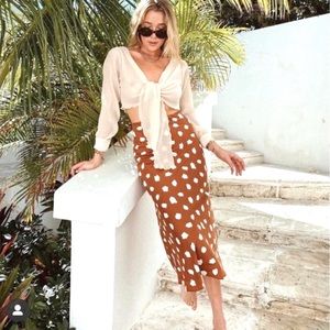 NWT FOREVER 21 rust abstract dotted midi skirt